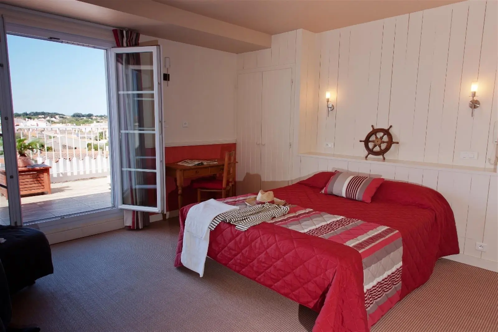 Chambre avec accès terrasse